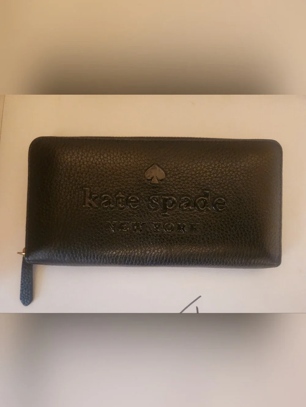 kate spade Black Pebbled Leather Zip Wallet with Embossed Logo
